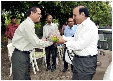 6 Shri A.K.Joti,Chief Secretary,Government of Gujarat jau visit