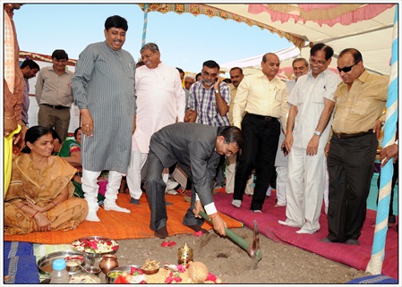 2012march17 amreli atc bhoomi pujan (16)